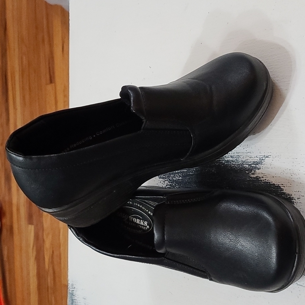 Easy‎ Works by Easy Street Women's Comfort Slip-on Shoes Black Sz 9WW EUC